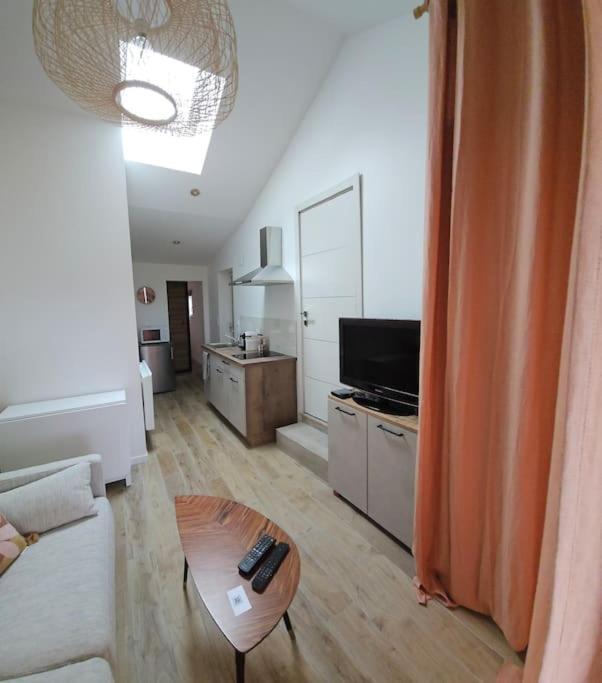 Logement Avec Cuisine Et Jardinet Proche Lac Soustons Extérieur photo